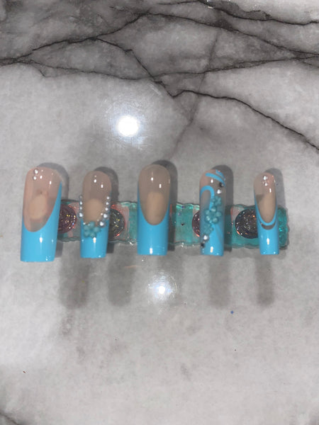 Press On Nails-Blue flower